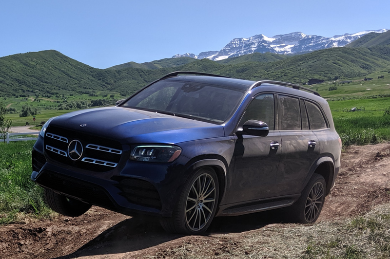 Illustration for article titled The 2020 Mercedes-Benz GLS has no shoes to fill